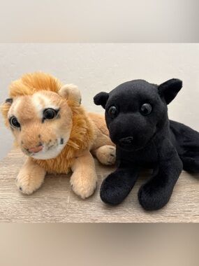 Anico International Inc Lion & Black Jaguar Plush Stuffed Animal King 8”
